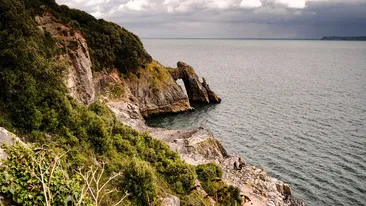 O copilă de 13 ani, sfârșit cumplit pe o plajă din Anglia, unde era în vacanță cu familia. Recent, un băiat de 17 ani a murit în acelaşi loc