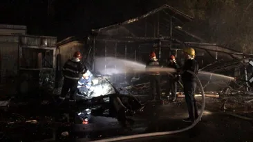 Accident grav în Afumați! O mașină a intrat într-o țeavă de gaz și a provocat un incendiu