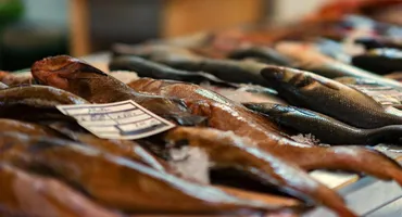 Cât costă 1 kg de pește înainte de Florii. Pensionarii abia au avut bani să își cumpere un caras