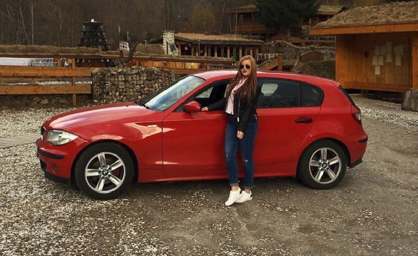 Ultima imagine cu Andreea, tânăra care a murit în Paris după ce a căzut în gol