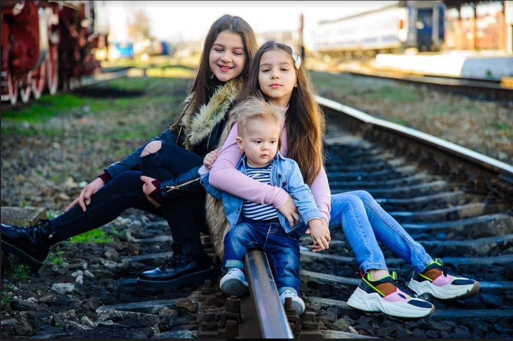 Miracolul din viața unei cântărețe din Ardeal! A născut după ce a aflat că are cancer, apoi… ”E semn de la Dumnezeu!”