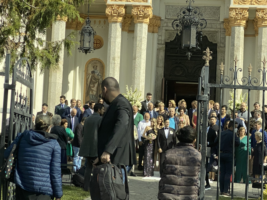 Nașii lui Lucian Becali, mirii și restul invitaților