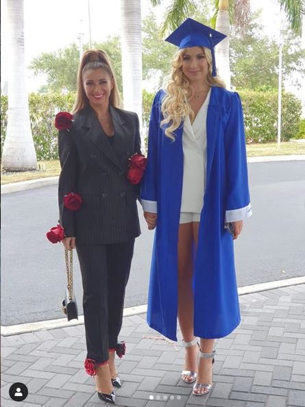 Anamaria Prodan, în culmea fericirii! Fiica ei, Sarah, a urcat pe scenă și… Totul s-a petrecut în America VIDEO