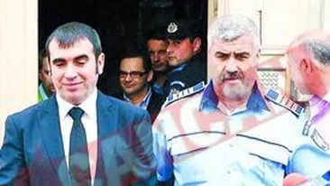 Prunea? El este primul care pune botul!