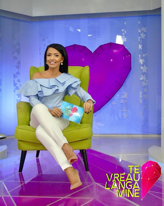 Andreea Mantea, însărcinată din nou?! A apărut cu o burtică suspectă în direct la TV