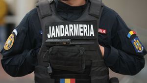 Cât câștigă lunar Alexandru, un jandarm de 23 de ani. Statul îi plătește o parte din rata de la casă