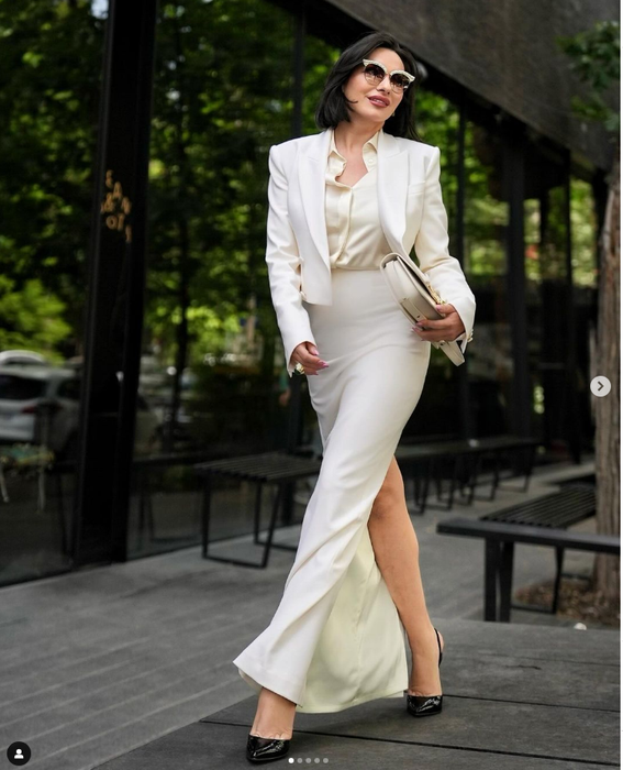 Influencerița este acuzată că a tras pe sfoară cumpărătorul mașinii sale. (SURSA FOTO: INSTAGRAM.COM)