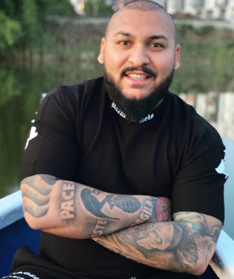 Vulpița de la Acces Direct le dă rușine vedetelor de la noi! Cum a ajuns să aibă mai multe like-uri decât Smiley, Andreea Esca sau Dani Mocanu