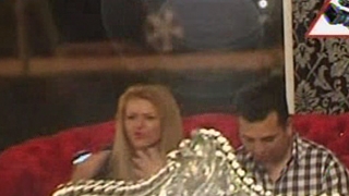 Proba de divort! O insala sotul pe Andreea Banica? Lucian i-a dat un prezervativ unei blonde