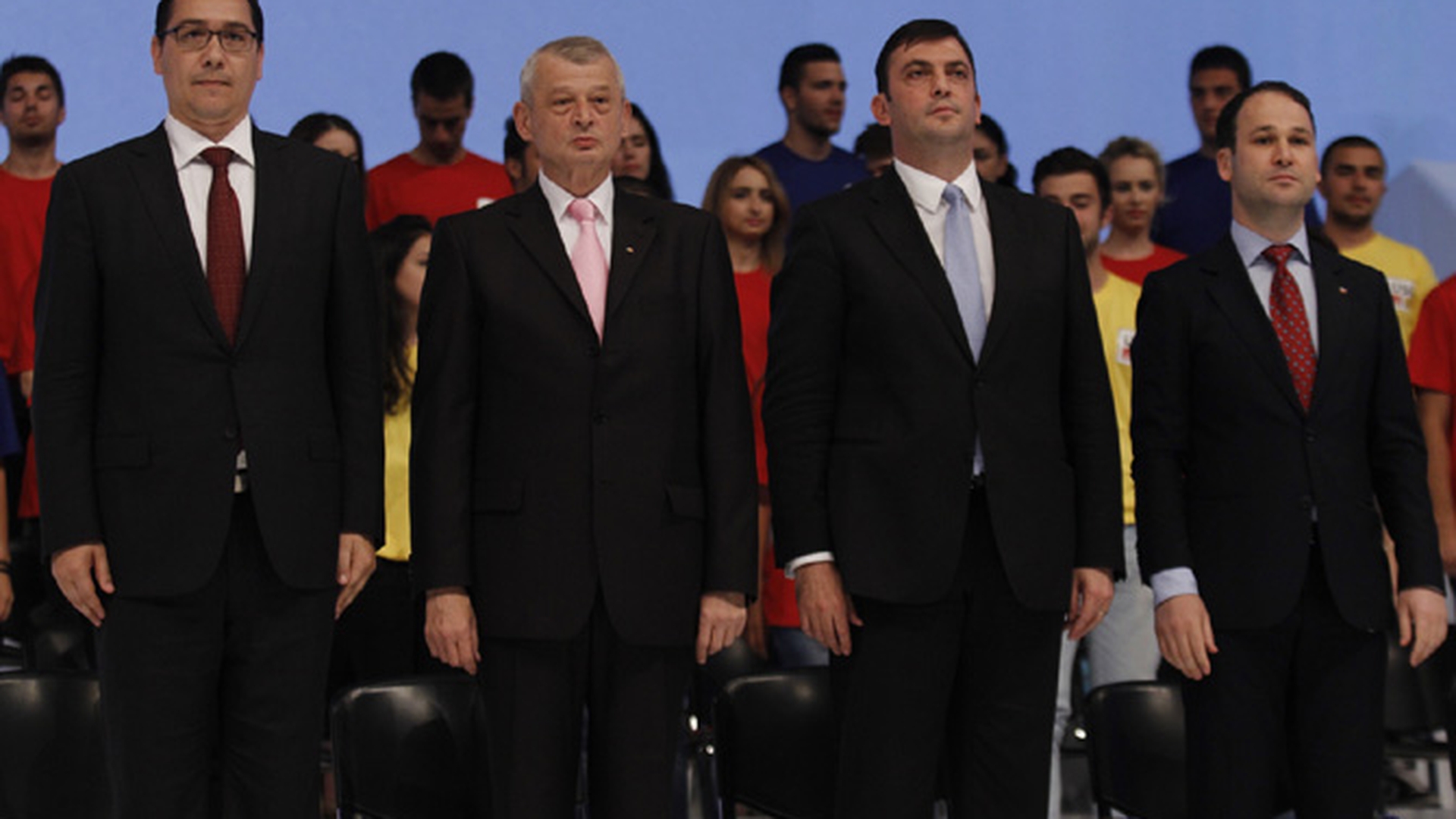 Oprescu : " Eu am fost permanent sustinut de bucurestenii mei, cu ei m-am intalnit, cu ei m-am sfatuit, ei mi-au dat forta sa merg m-ai departe, iar eu i-am ascultat"