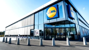 Lidl vinde panouri fotovoltaice. Cât costă și cum le poți cumpăra