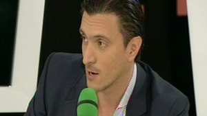 VIDEO Dragos Savulescu: "O sa-i aplic lui Gigi Becali o corectie barbateasca! E un nesimtit notoriu, un pigmeu!" Vezi ce a declarat patronul Stelei incat l-a enervat atat de rau!
