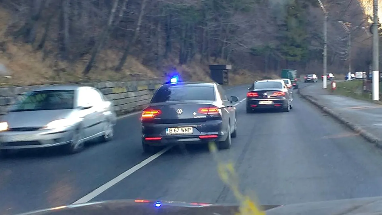 Maşina cu girofar albastru care a creat isterie pe şosele din România: ”Aş depune şi o plângere, dacă ştie careva să mă îndrume”