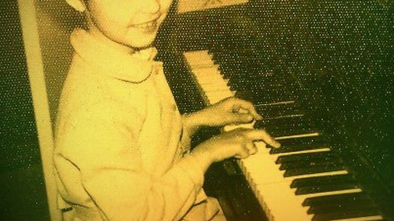 Cum s-a transformat dintr-o baietoasa in “zana feminitatii”: “Eram un fel de Nica din Humulesti”.