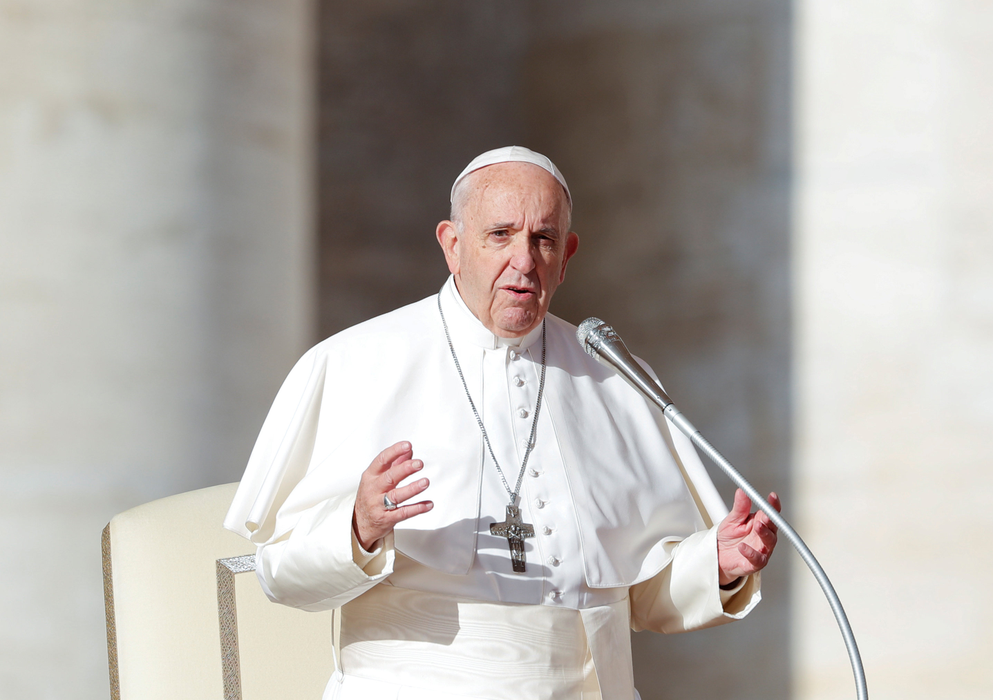 FILE PHOTO: Pope Francis leads the weekly general audience in Saint Peter's square at the Vatican November 21, 2018. REUTERS/Alessandro Bianchi/File Photo