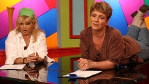 Teo catre "Tanta": "Felicitari, fetita, esti beton!"