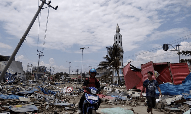 MAE anunță că până în prezent nu sunt români printre victimele valului tsunami din Indonezia