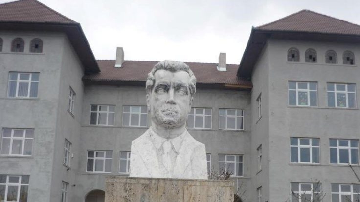 Profesoara din Alba, care a întreținut relații intime cu un elev, a fost condamnată la doi ani de închisoare cu suspendare
