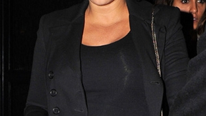 Ce burtica mare are Penelope Cruz!