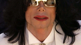 Un nou fiu nelegitim al lui Michael Jackson a iesit la iveala