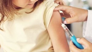 Mare atenție! Ministrul Sănătății a făcut anunțul despre vaccinarea copiilor