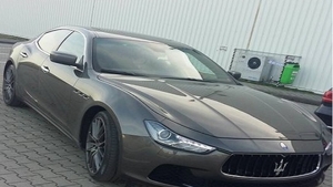 Maşină de lux, Maserati Ghibli, furată de pe o stradă din Lugoj în doar 3 minute!