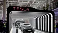 Probleme serioase la mașinile Tesla. Șoferii ar putea fi în pericol