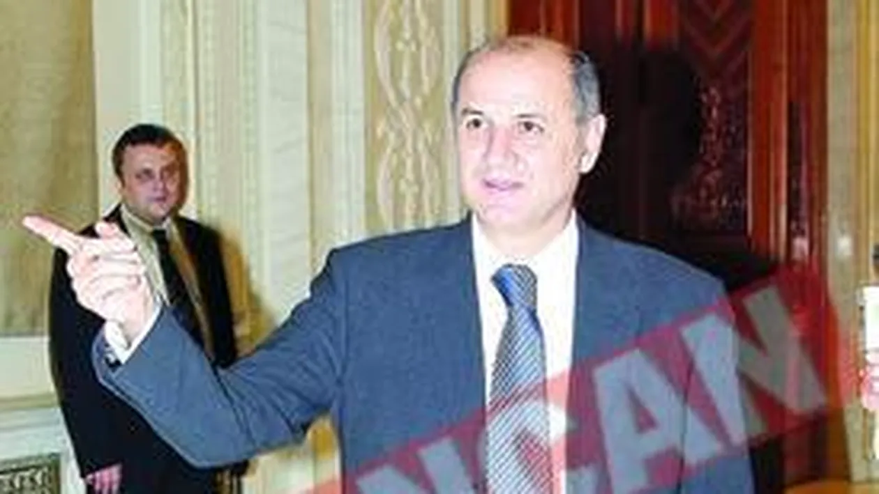 Copos si Catarama negociaza vanzarea Rapidului