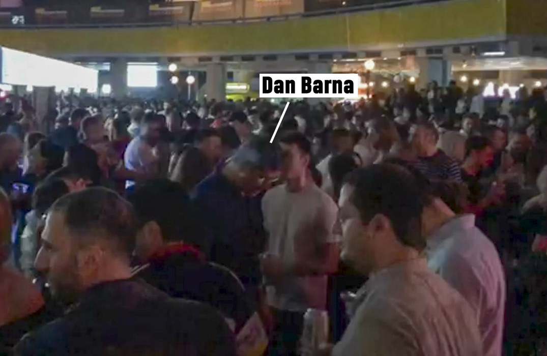 Dan Barna a petrecut la un party ”pe vechi”
