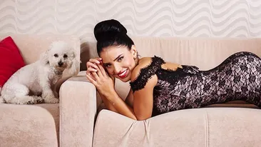 Adelina Pestritu, cu SANII LA VEDERE! Fanii au ramas masca: Cum o fi sa ai o...