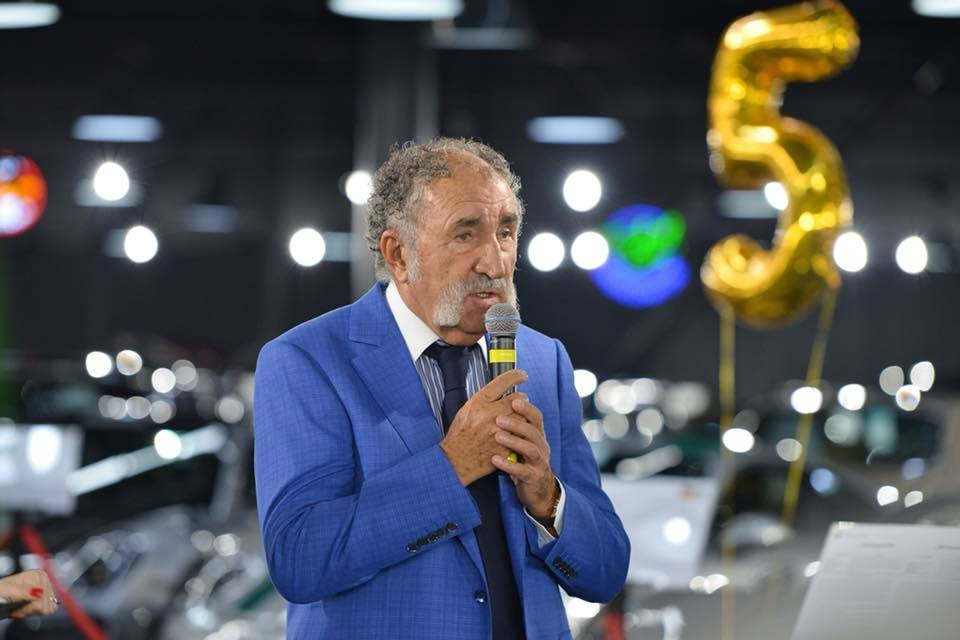 Ion Ţiriac şi-a completat colecţia de maşini cu un Auburn Speedster fabricat în anul 1935! Miliardarul l-a restaurat timp de un an