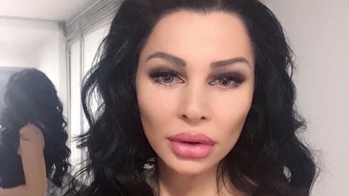 Brigitte Năstase, în culmea fericirii după ce a primit un buchet imens de trandafiri! Vedeta i-a şocat pe fani: “Nu sunt de la Ilie“