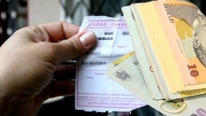 Cât ajungi să primești la pensie dacă ai lucrat toată viața pe salariul minim. Simularea e dură