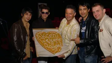 Razboiul dintre fostii membrii ai trupei Akcent continua. Sorin Brotnei incearca inca o data sa-l faca K.O. pe Adi Sana