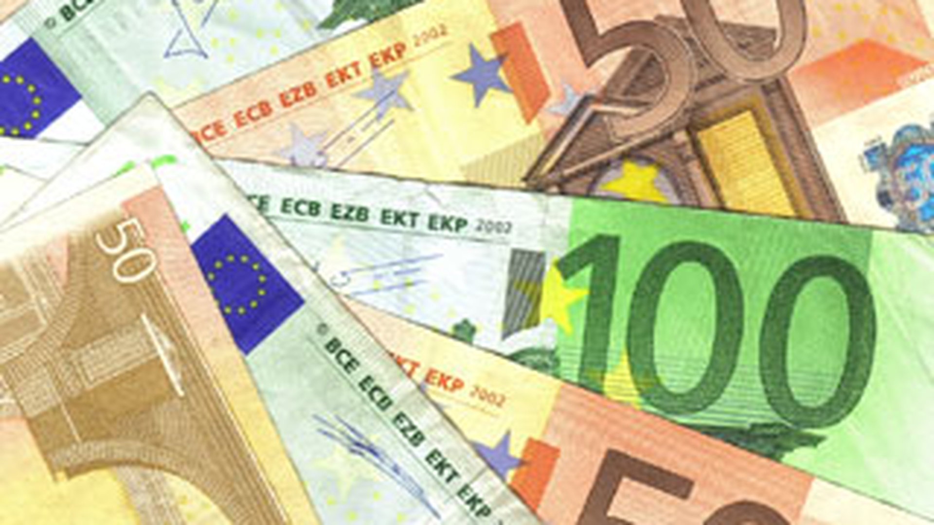 Un barbat care voia sa comercializeze valuta falsa, prins de politistii clujeni