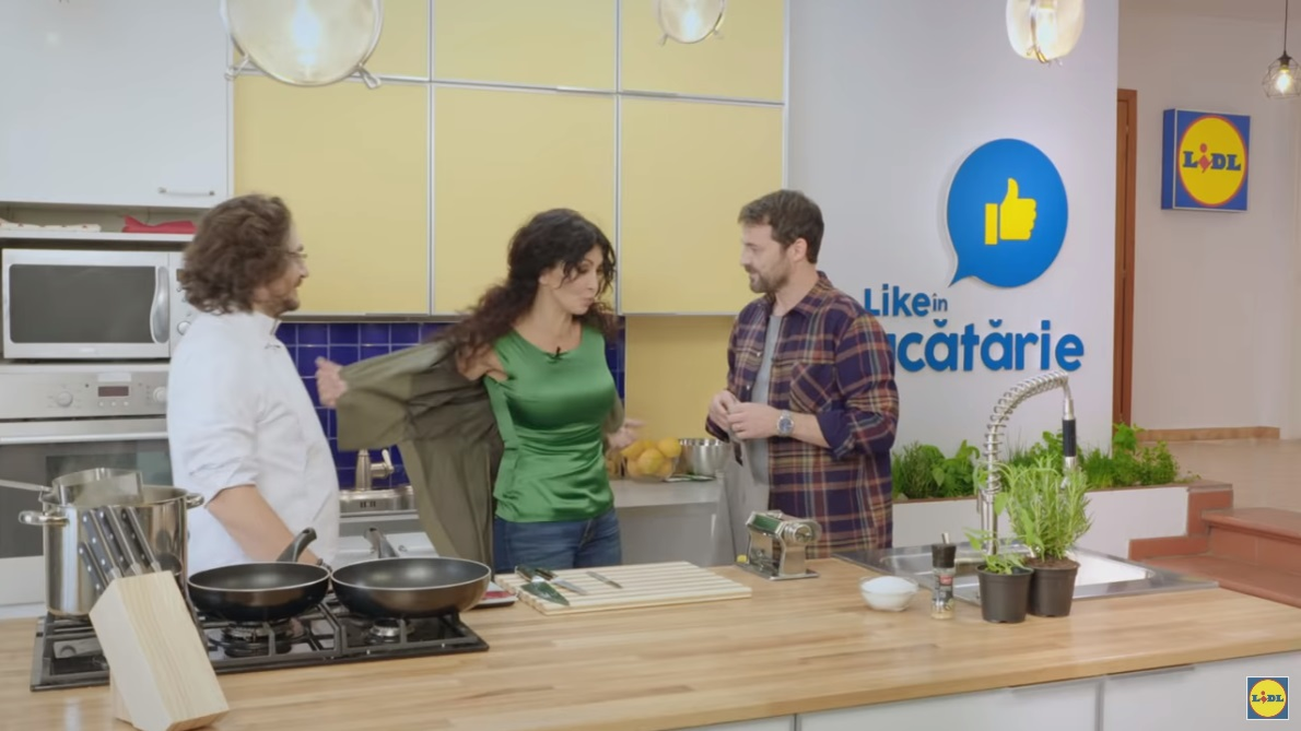 Câți bani a primit Mihaela Rădulescu pentru reclama în care apare alături de Andrei Aradits și Florin Dumitrescu