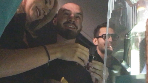 Diana nu e pradă uşoară! A flirtat cu fiica lui Enache la un shot, dar…