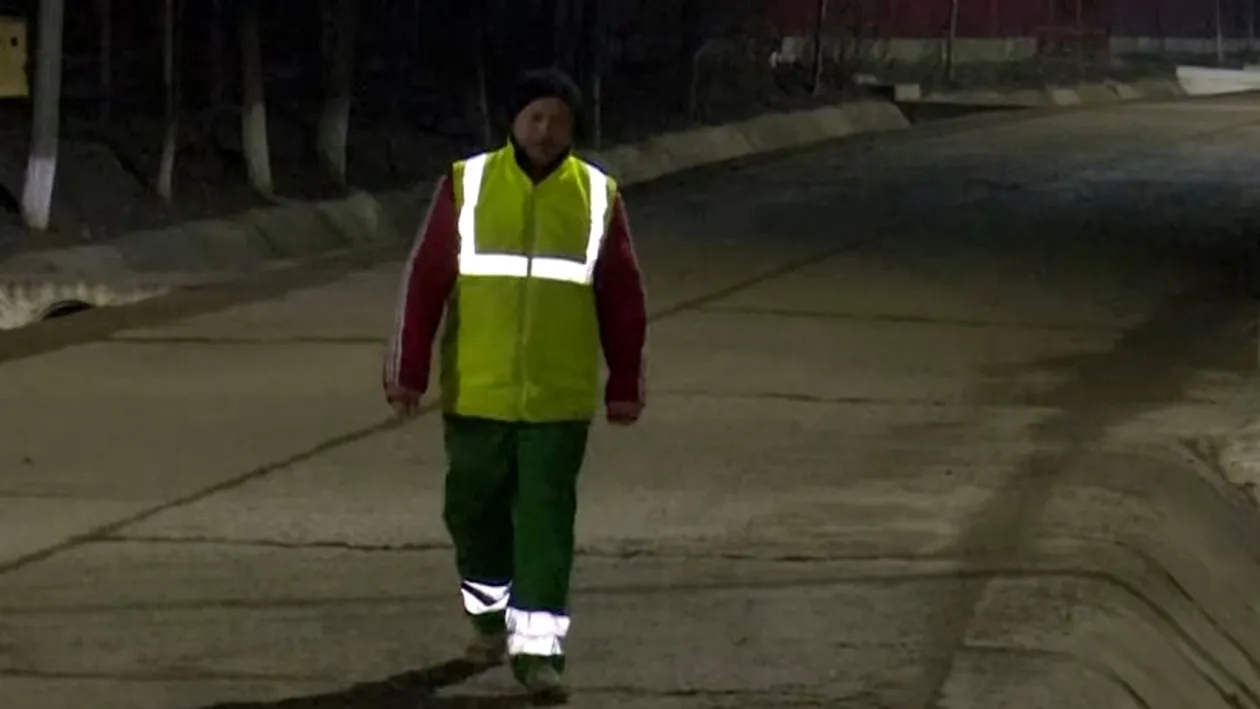 Un tânăr din Iași merge 20 de kilometri pe jos până la muncă, pentru a-și întreține familia