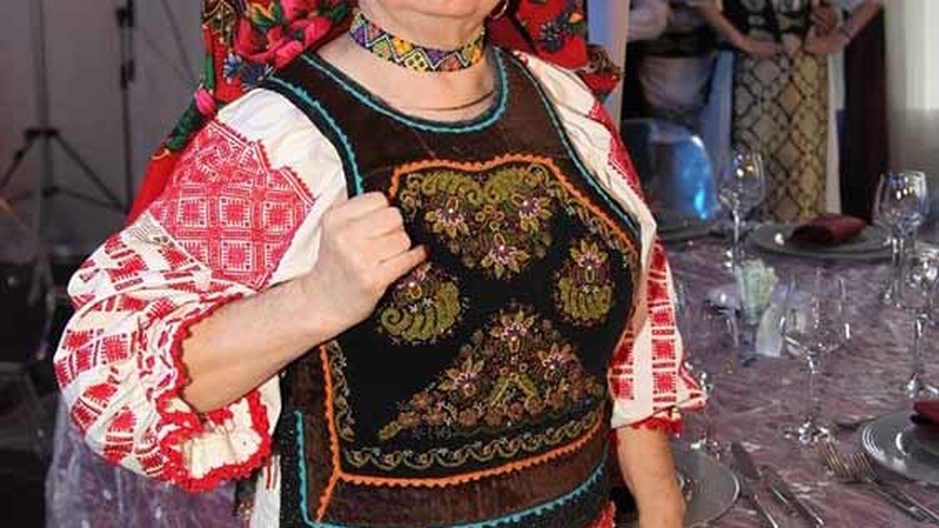 O interpretă de muzică populară a trăit o adevărată tragedie! La nici 20 de ani a rămas VĂDUVĂ: ”Mi-a fost foarte greu!”