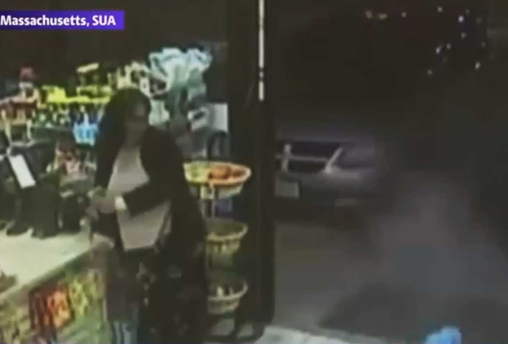 O femeie a văzut moartea trecând pe lângă ea la milimetru! Stătea la coadă la supermarket, când…