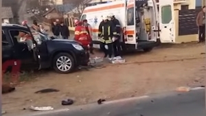 Grav accident în Vaslui! Doi oameni au murit, șase sunt răniți VIDEO