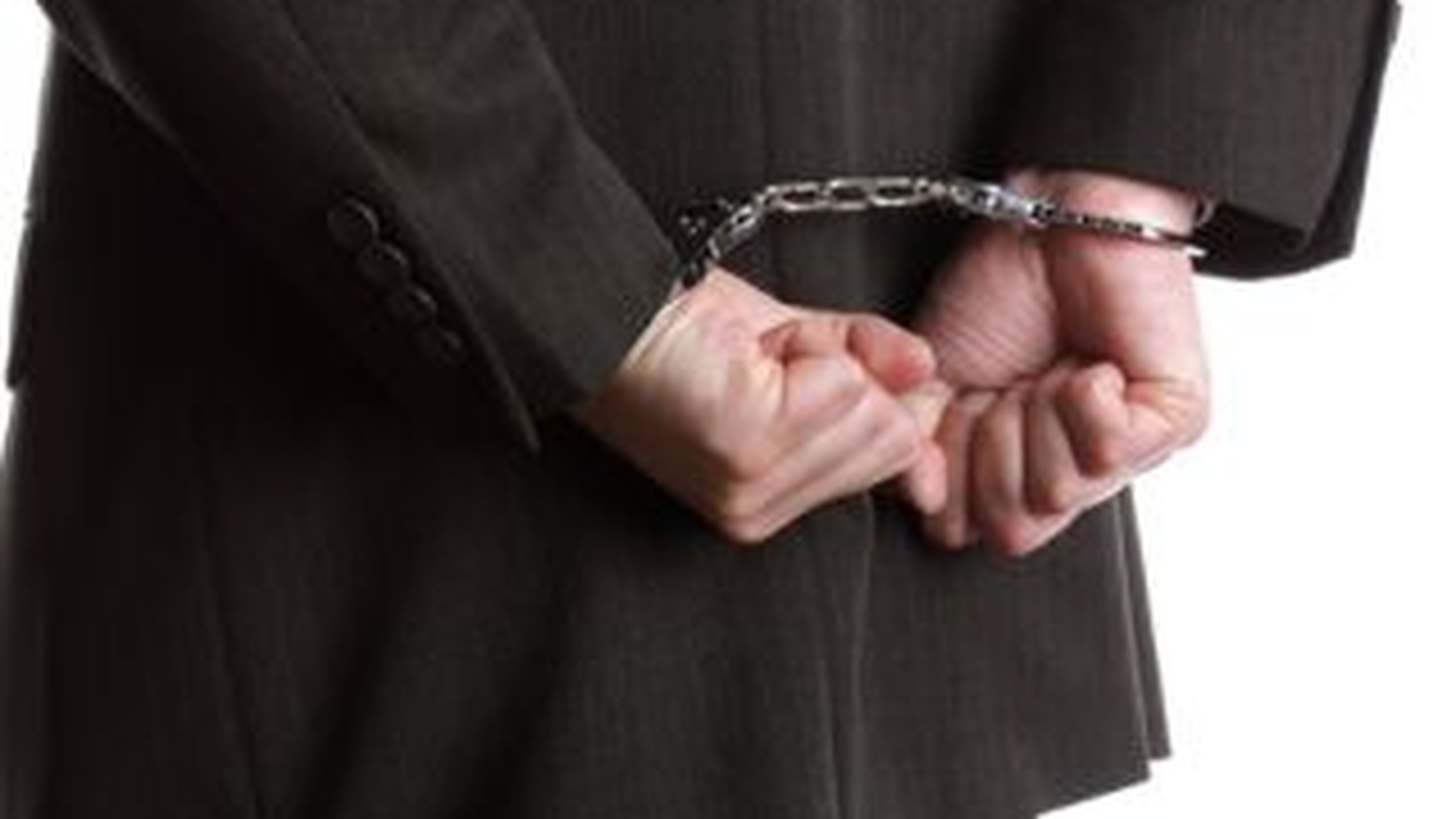 Traficantul de arme Shimon Naor a fost prins la Paris si va fi extradat in Romania