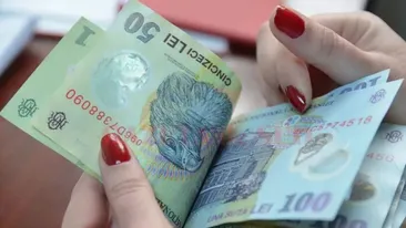 O femeie din Iași, dată în judecată de banca la care a lucrat. Ce au descoperit anchetatorii după multe ore de cercetări