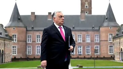 UE își reduce criticile la adresa lui Viktor Orbán de teama unor acuzații de interferență în alegeri