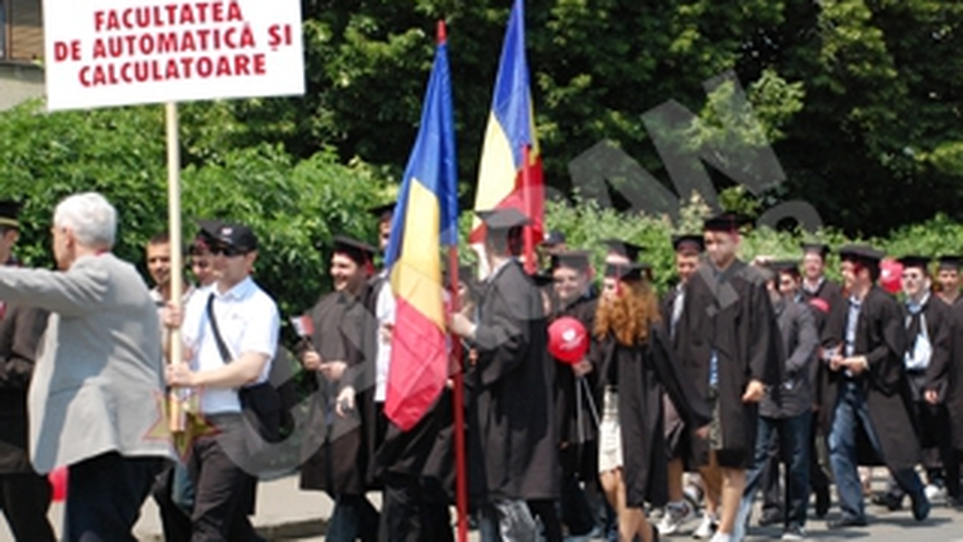 "Politehnistii" din Cluj au defilat cu mascota