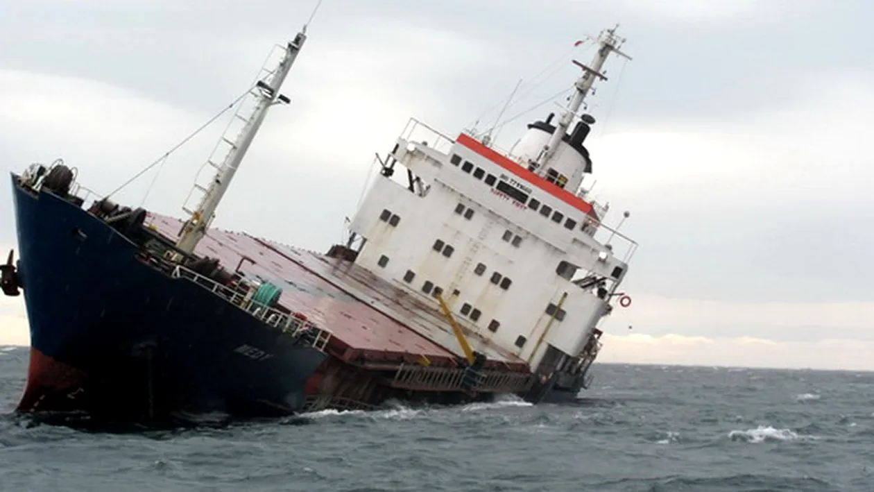 27 de oameni au murit dupa naufragiul unui pescador sud-coreean in Stramtoarea Bering! 26 de marinari sunt dati disparuti