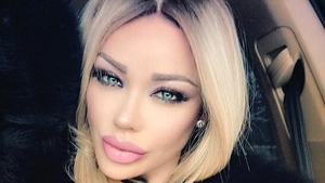 Bianca Drăguşanu a ajuns la capăt de linie! Transformarea ei la şase luni de când a născut!