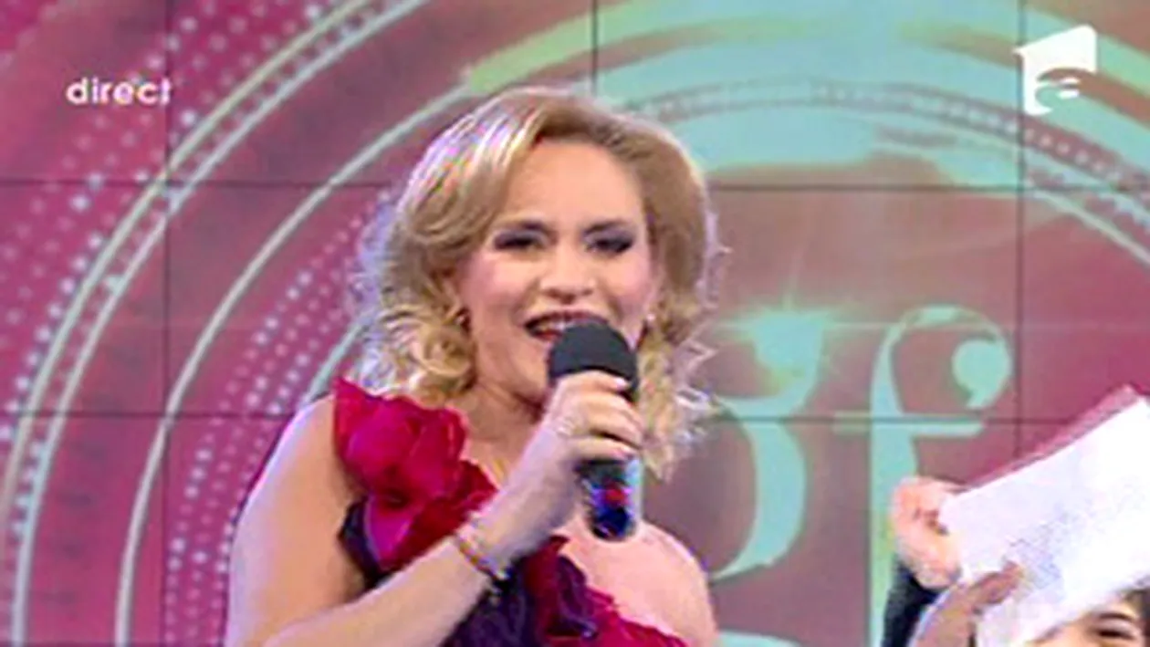VIDEO Insarcinata in sapte luni, Gabi Firea a cantat si dansat energic la prima editie a emisiunii sale!