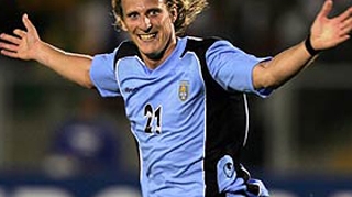 Diego Forlan va semna cu Inter Milano!