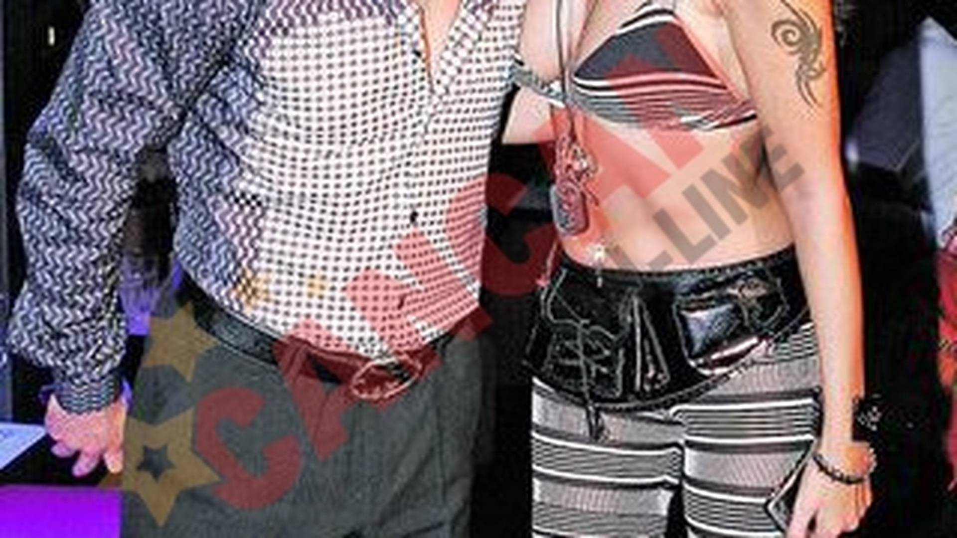O noua confruntare! Zavoranca: "De jumatate de an nu am mai facut sex cu sotul meu" Pepe: "Pai normal, ca si-a pus-o cu Tudy"